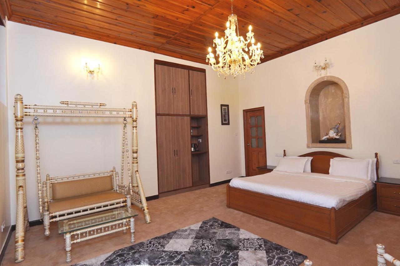 Bed and Breakfast The Edgeworth Шімла Екстер'єр фото
